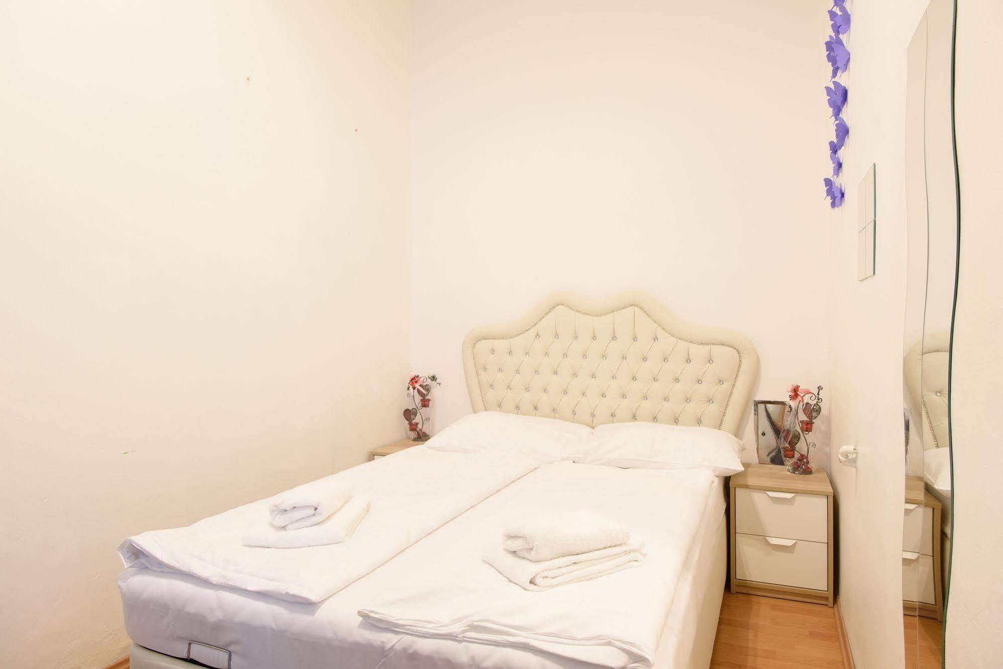Royal Resort Apartments Urania เวียนนา ภายนอก รูปภาพ